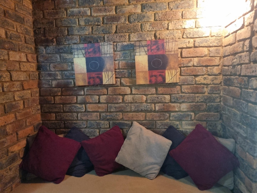 3 Bedroom Property for Sale in Meerhof North West